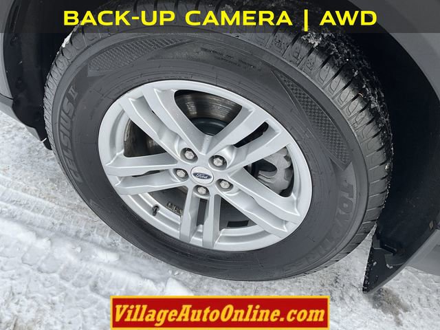 Used 2020 Ford Explorer XLT w/ Comfort Package image 9