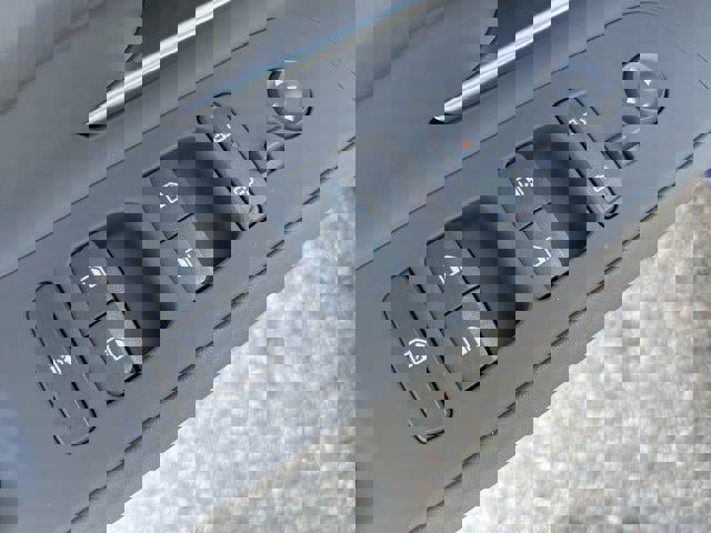 New 2025 Hyundai Elantra Blue image 46