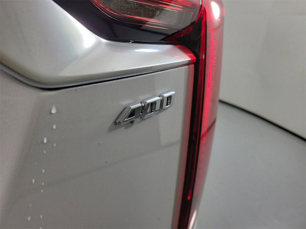 Certified 2025 Cadillac XT6 Premium Luxury w/ Technology Package image 5