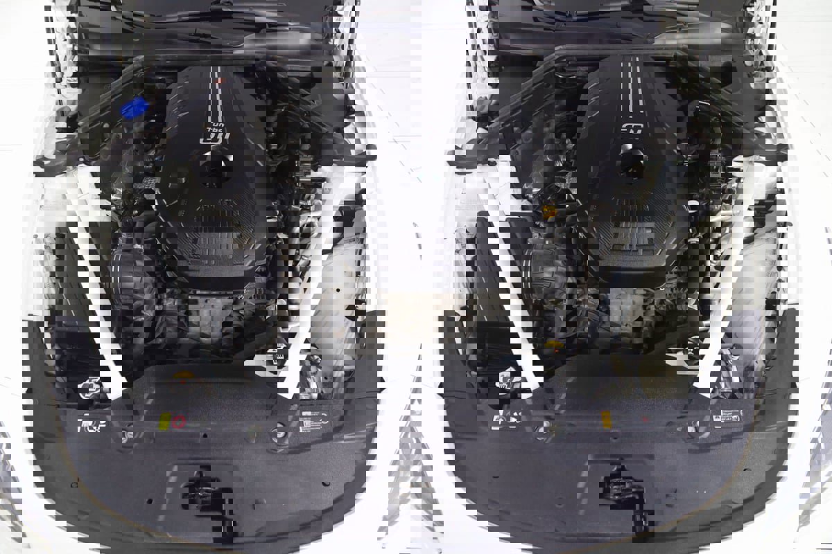 Used 2018 Kia Stinger Premium image 54