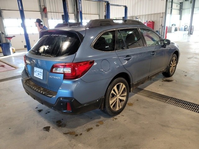 Used 2018 Subaru Outback 2.5i Limited w/ 50th Anniversary Edition image 7