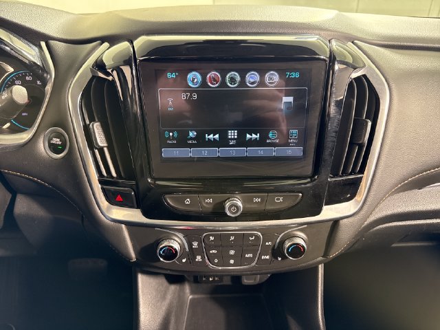 Used 2019 Chevrolet Traverse LT w/ LT Premium Package AWD/4WD image 33