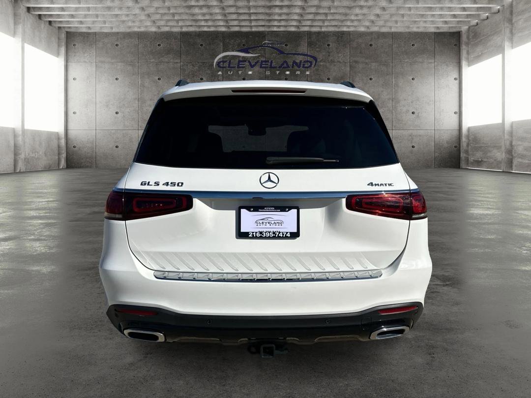 Used 2023 Mercedes-Benz GLS 450 4MATIC w/ AMG Line Exterior image 4