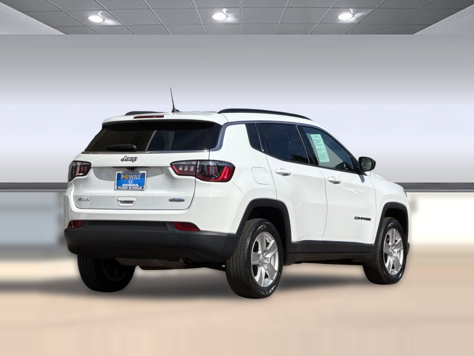 Used 2022 Jeep Compass Latitude AWD/4WD image 9