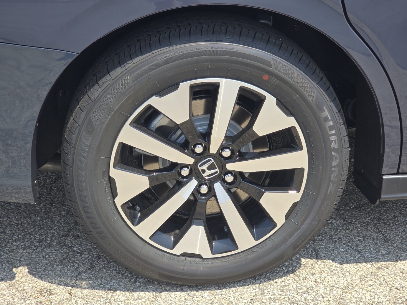 New 2026 Honda Odyssey EX-L image 10