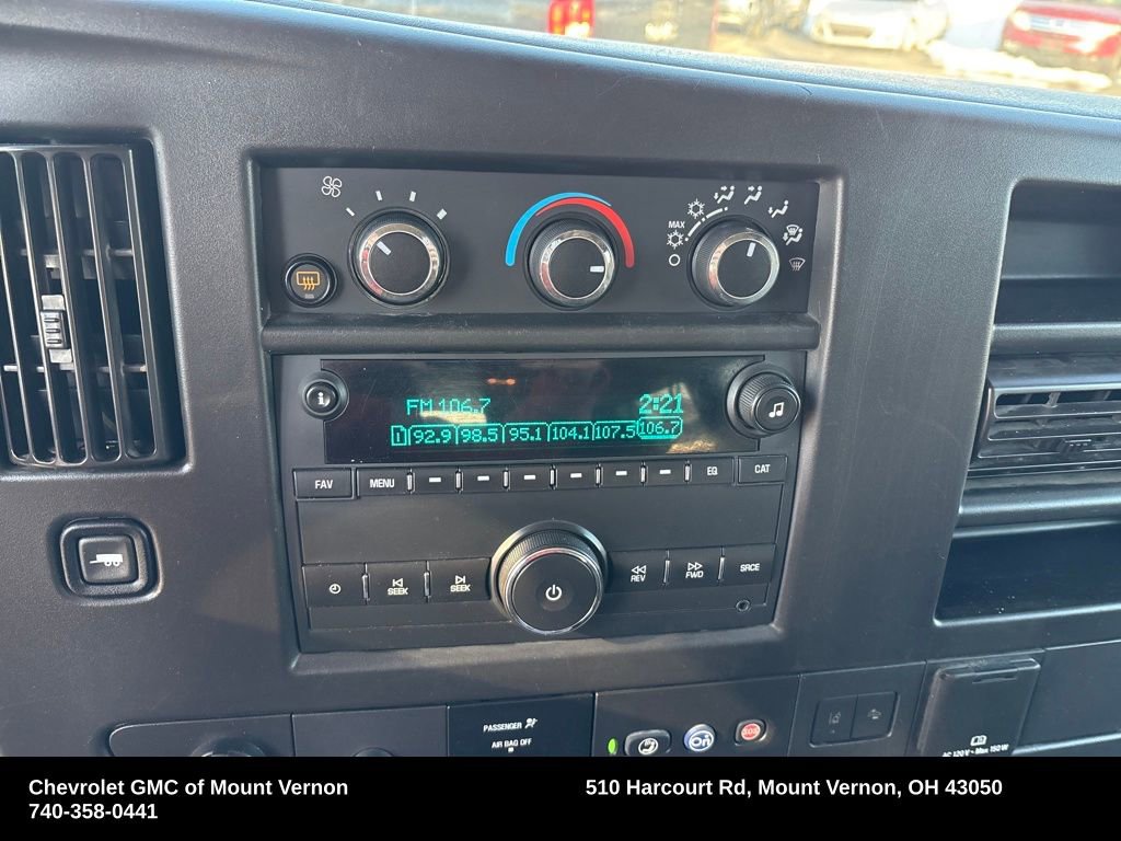 Used 2021 Chevrolet Express 3500 LT w/ LT Preferred Equipment Group image 18