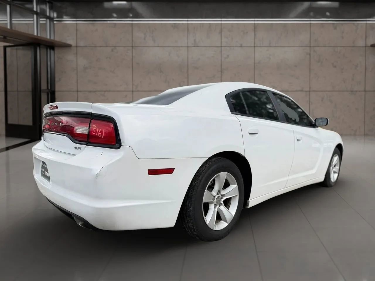 Used 2014 Dodge Charger SXT RWD image 6