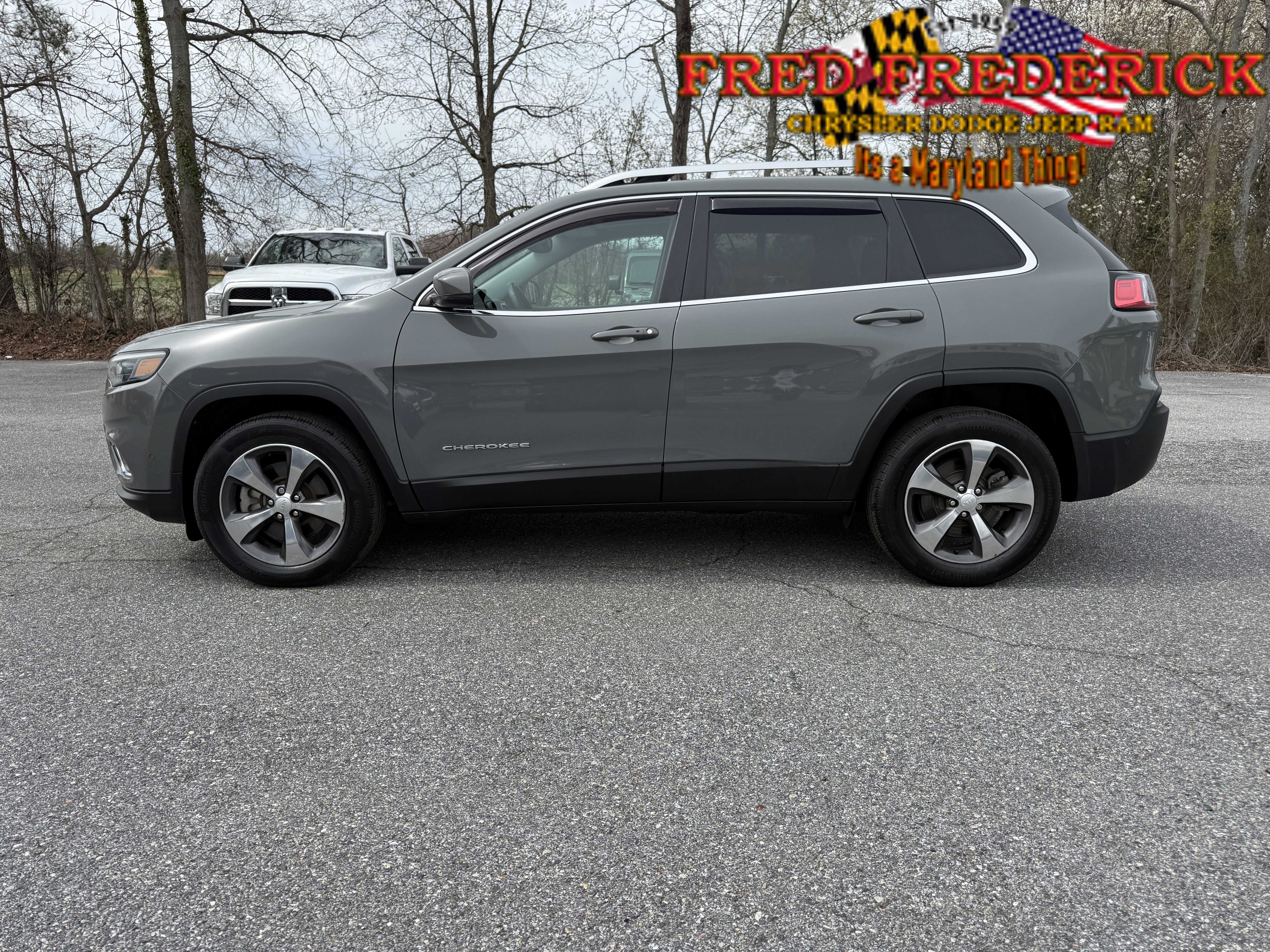 Used 2020 Jeep Cherokee Limited w/ Technology Group image 4