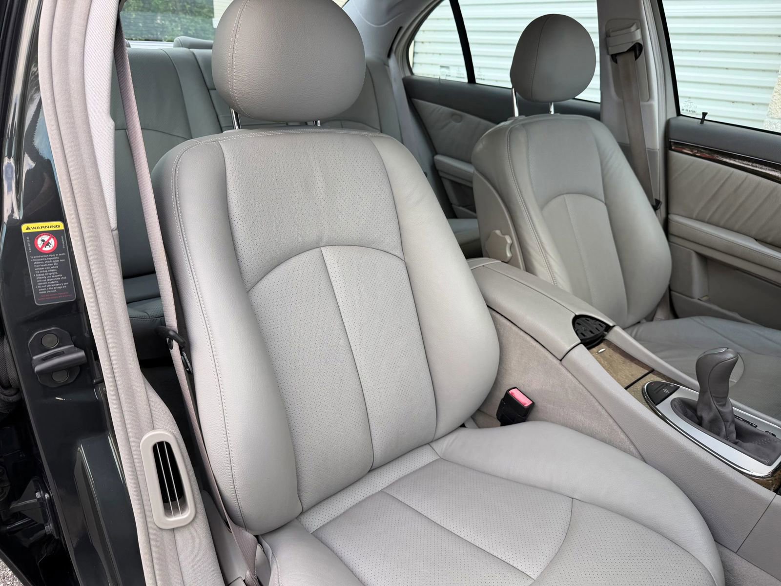 Used 2003 Mercedes-Benz E 500 Sedan image 54