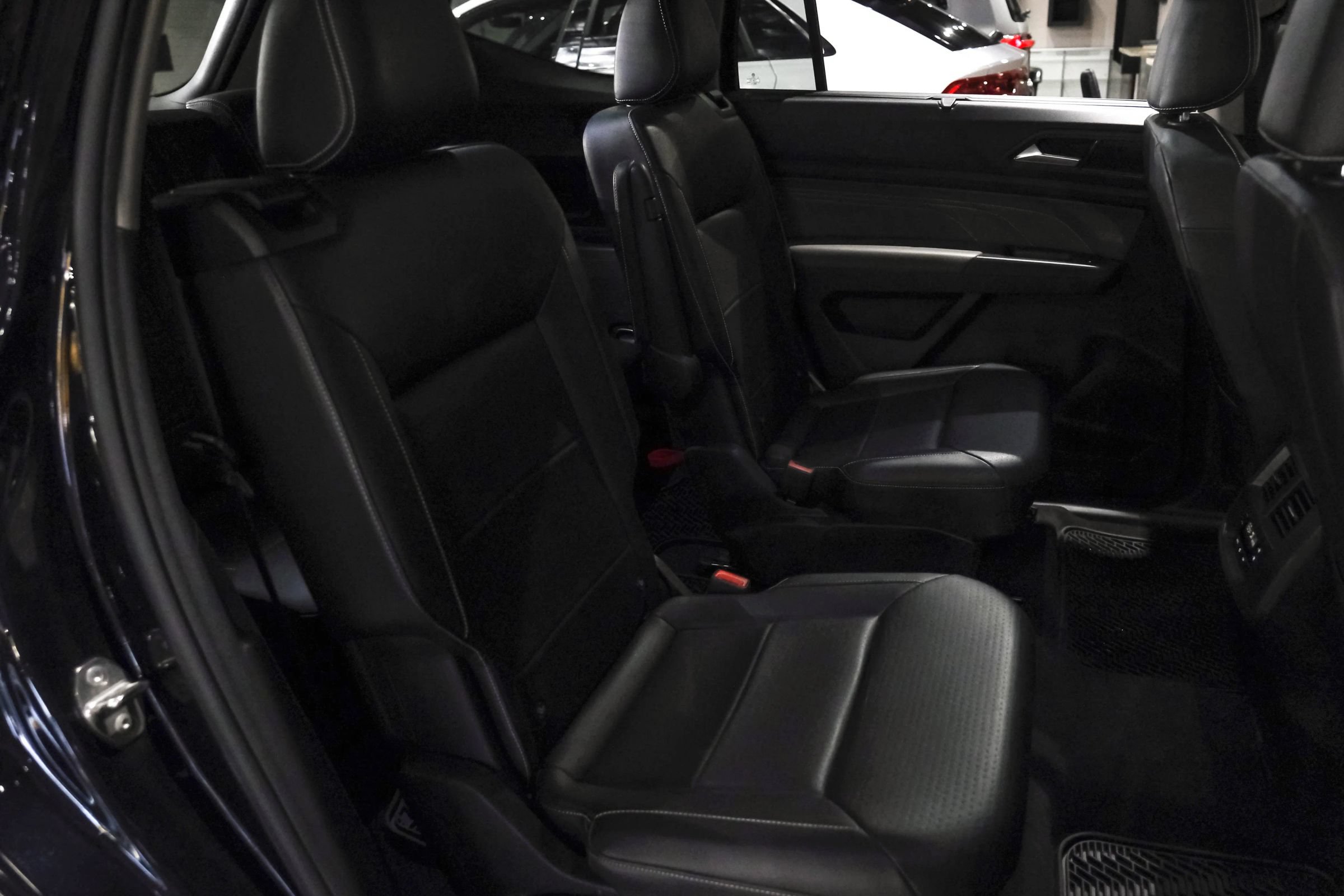 Used 2021 Volkswagen Atlas SEL AWD/4WD image 31