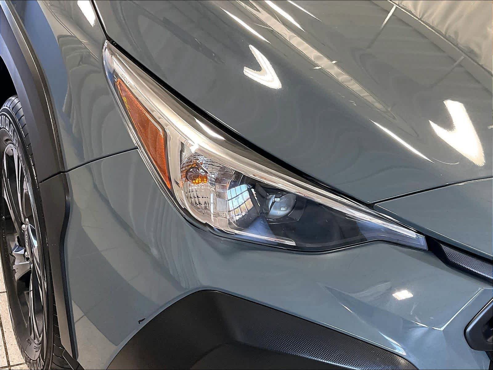 Used 2024 Subaru Crosstrek 2.0i AWD/4WD image 31