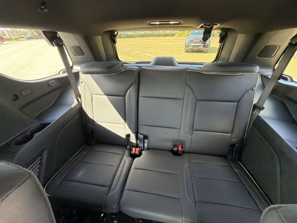 New 2026 GMC Yukon Elevation image 13
