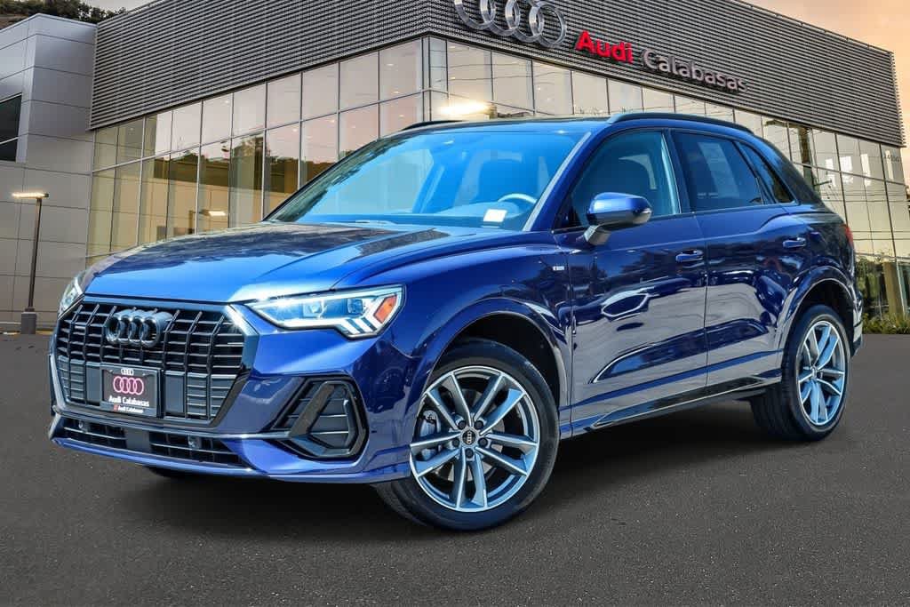Used 2023 Audi Q3 2.0T Premium w/ Black Optic Sport Package