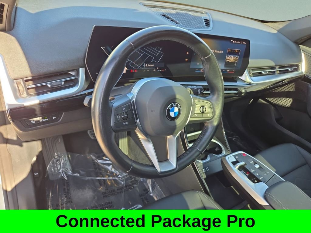 Used 2023 BMW X1 xDrive28i image 11