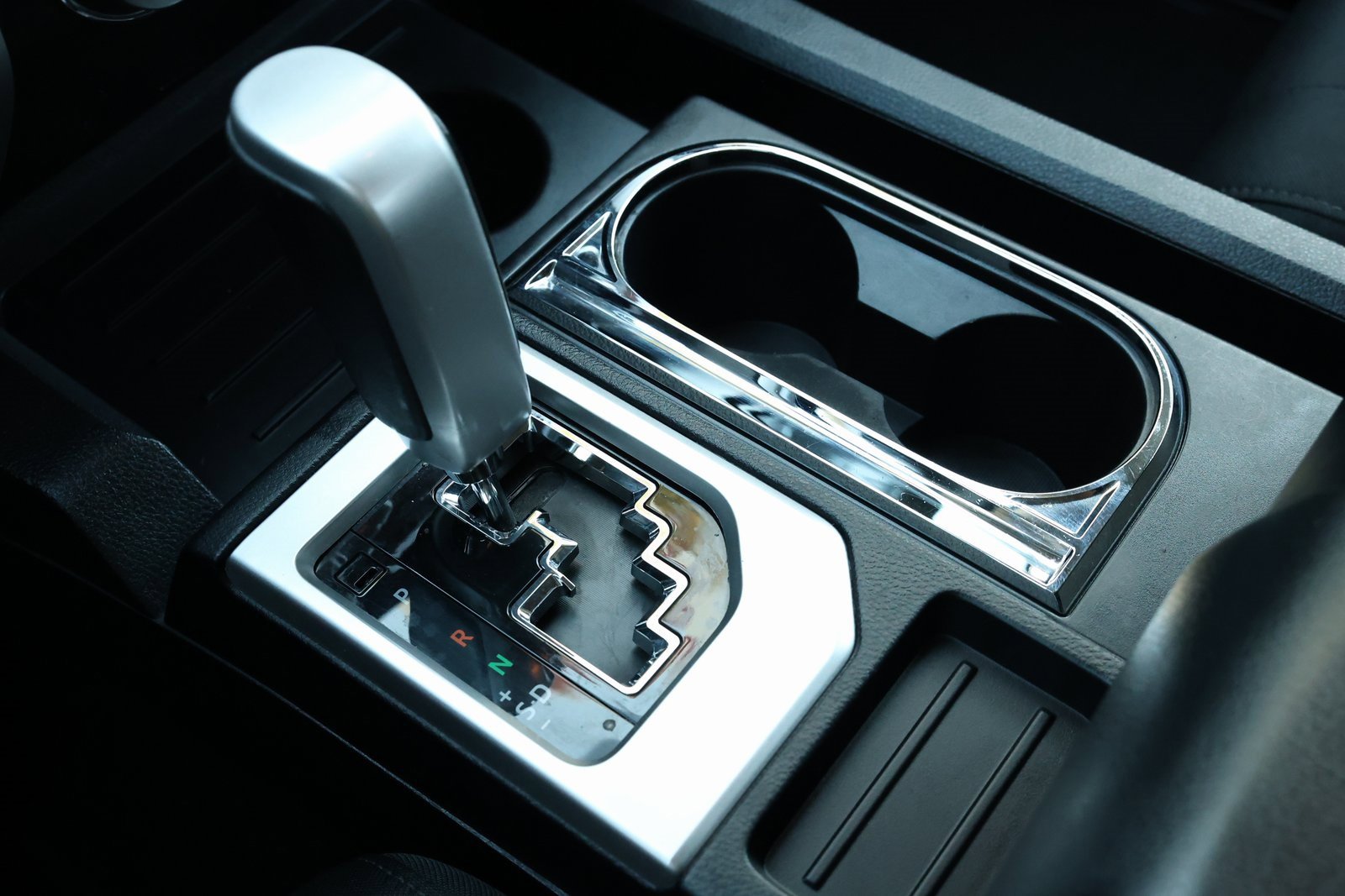 Used 2016 Toyota Tundra SR5 image 24