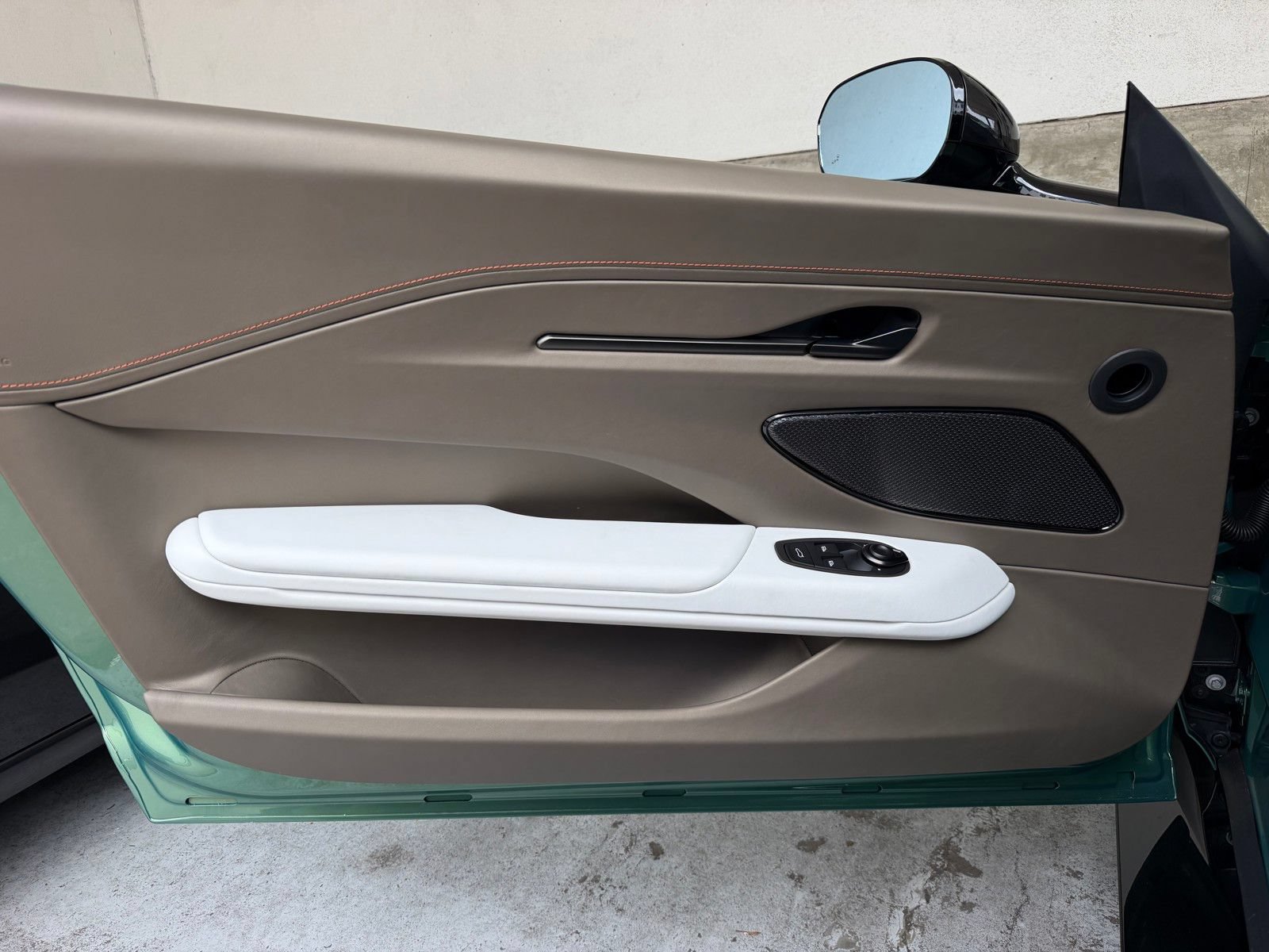 New 2026 Aston Martin V8 Vantage S RWD image 19