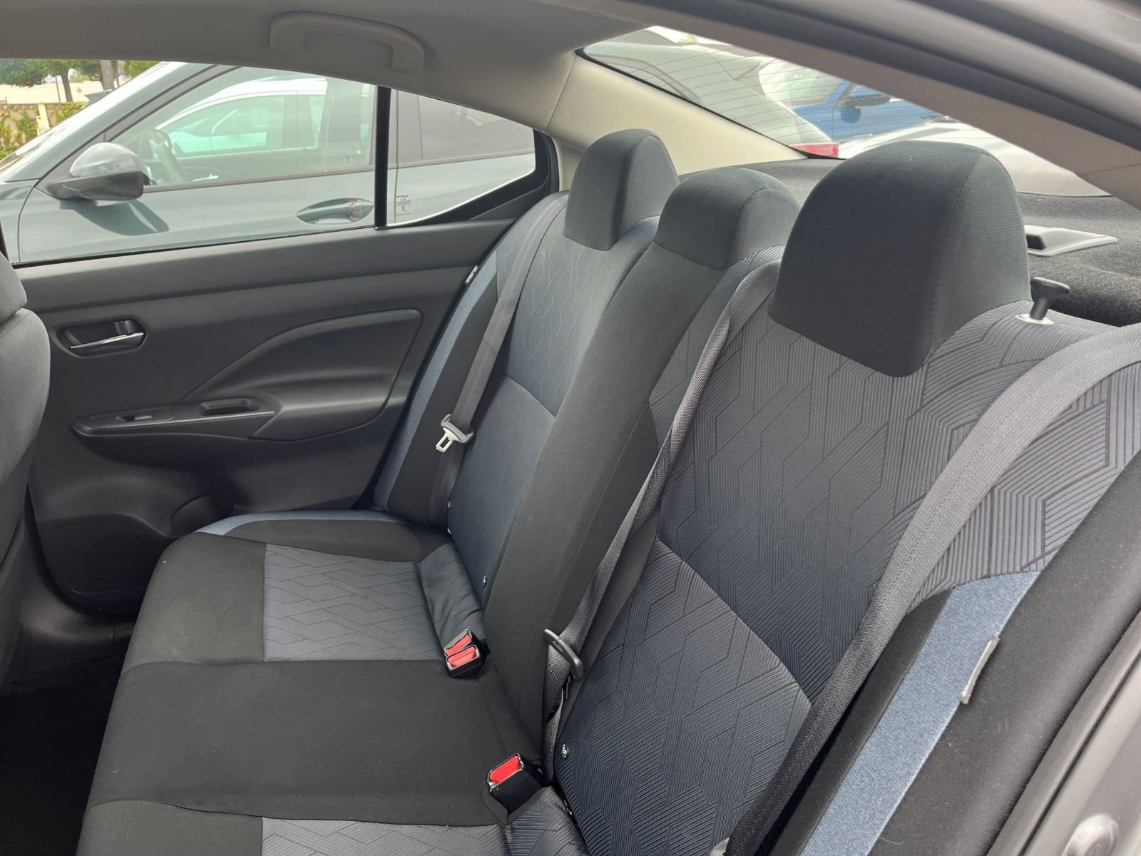 Used 2025 Nissan Versa SV FWD image 25