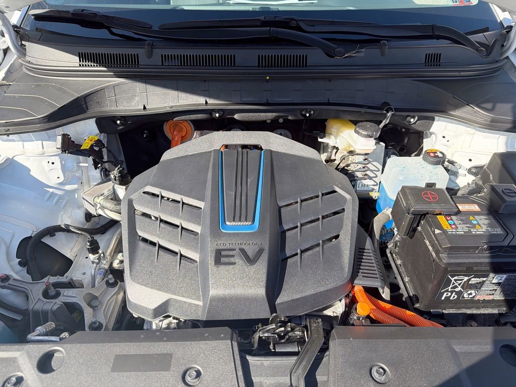 Certified 2023 Hyundai Kona Limited image 37