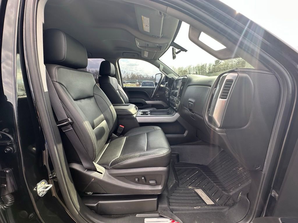 Used 2018 Chevrolet Silverado 2500 LTZ w/ Midnight Edition image 20
