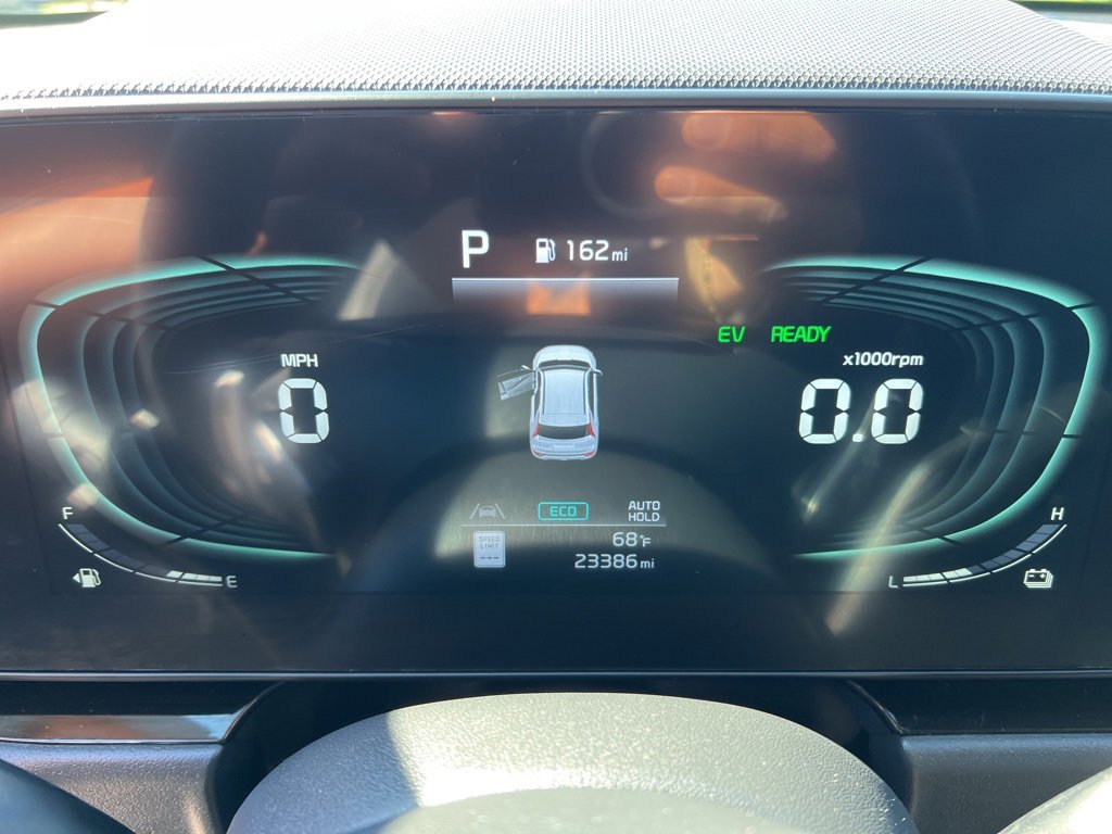 Certified 2023 Kia Niro SX Touring image 16