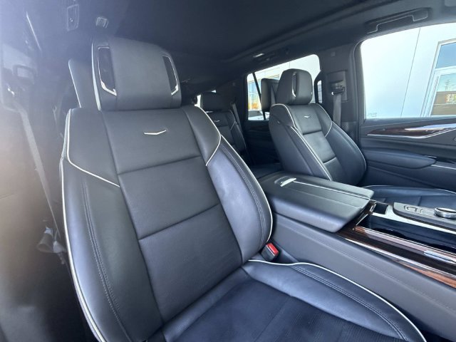 Used 2024 Cadillac Escalade Premium Luxury w/ LPO, Floor Liner Package AWD/4WD image 22