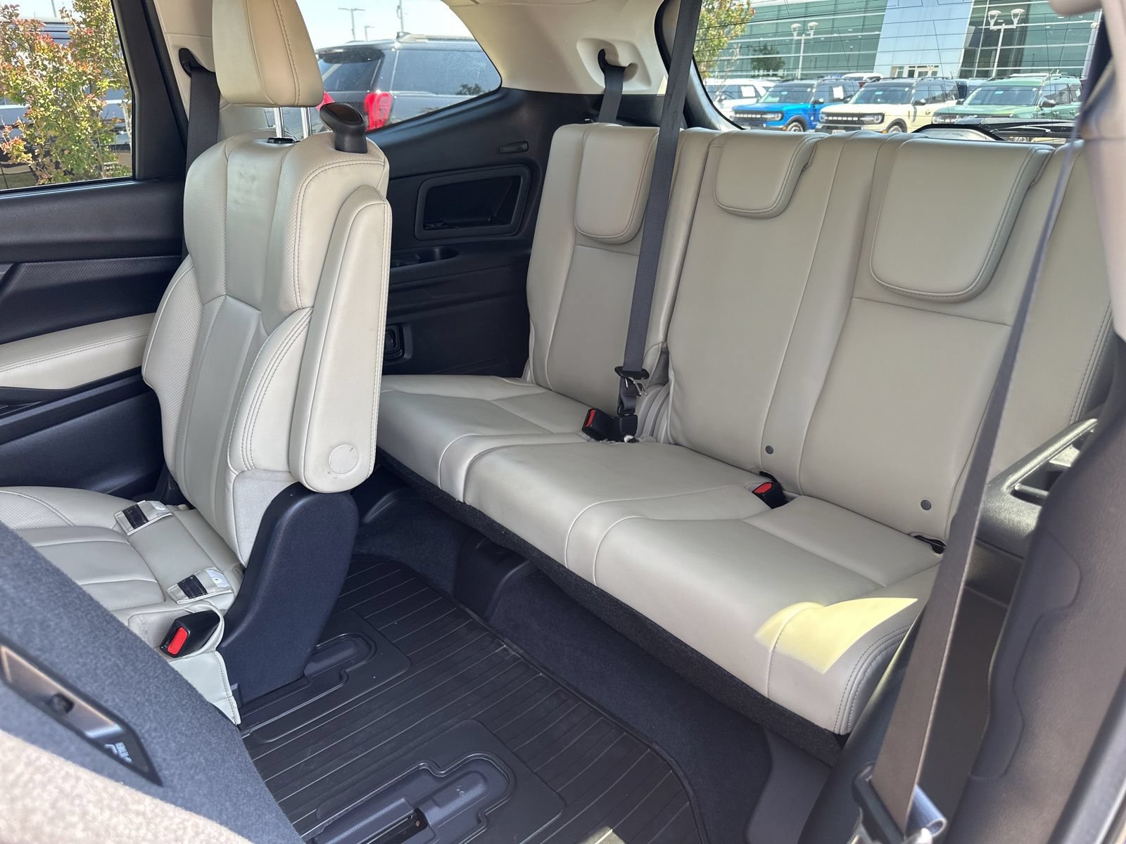 Used 2024 Subaru Ascent Limited AWD/4WD image 14