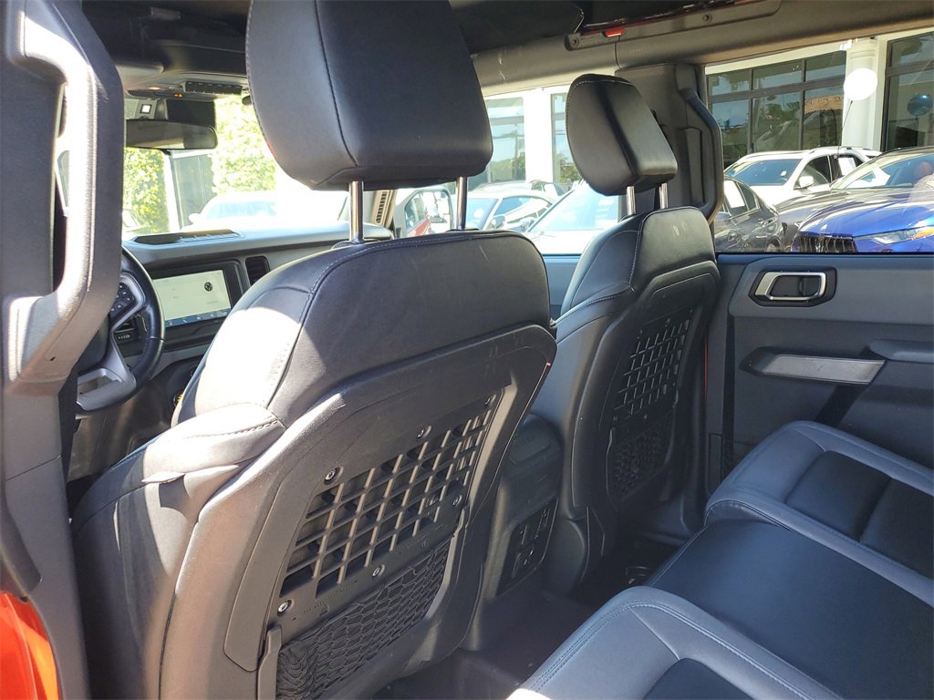Used 2022 Ford Bronco Black Diamond image 12