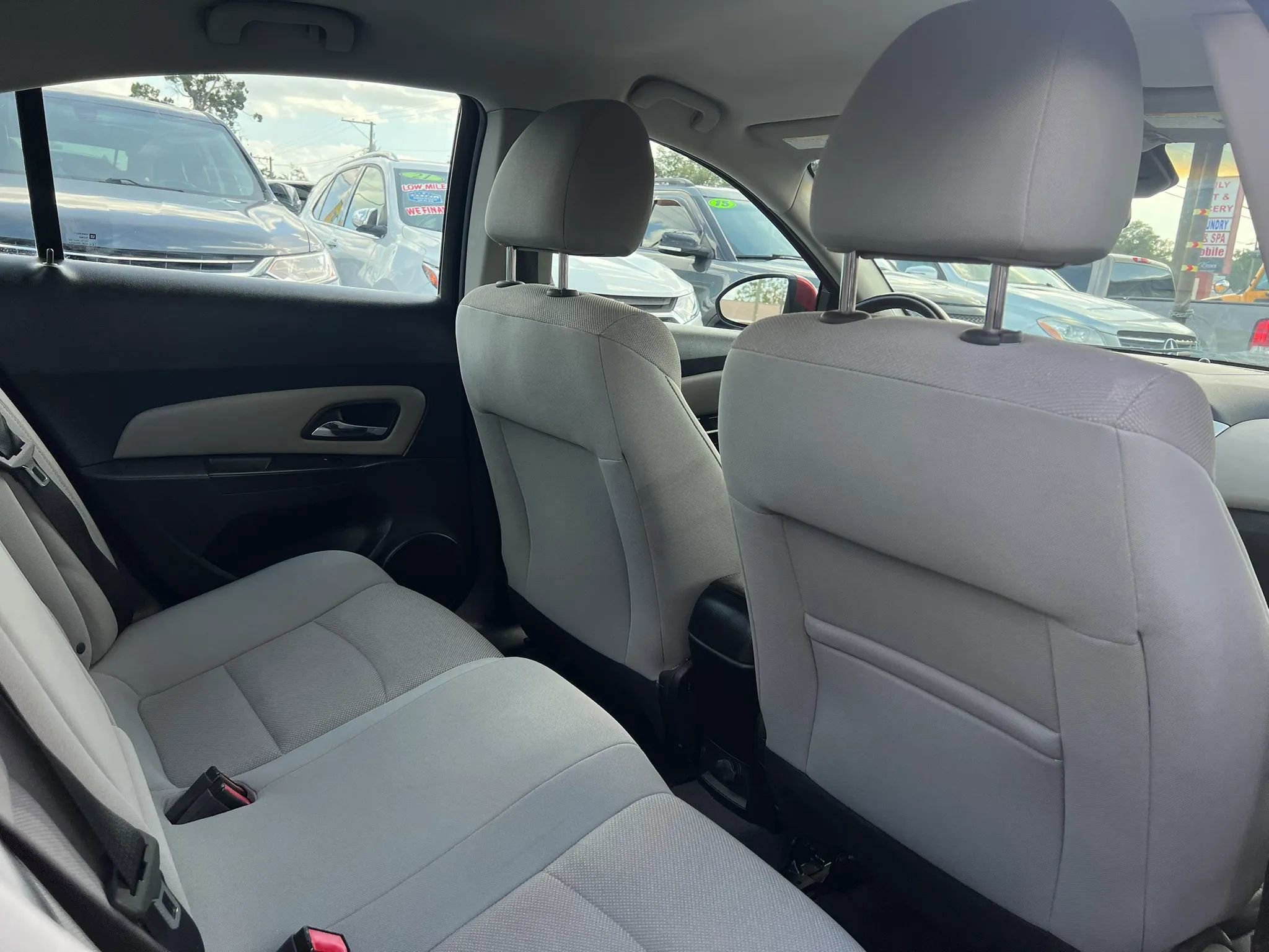 Used 2012 Chevrolet Cruze LT FWD image 16
