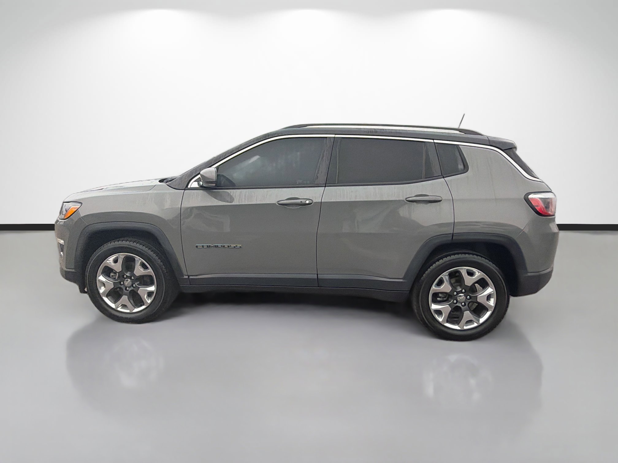 Used 2019 Jeep Compass Limited w/ Advanced Safety Group image 6
