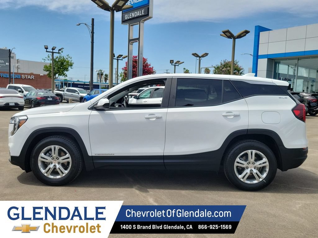 Certified 2024 GMC Terrain SLE FWD image 14