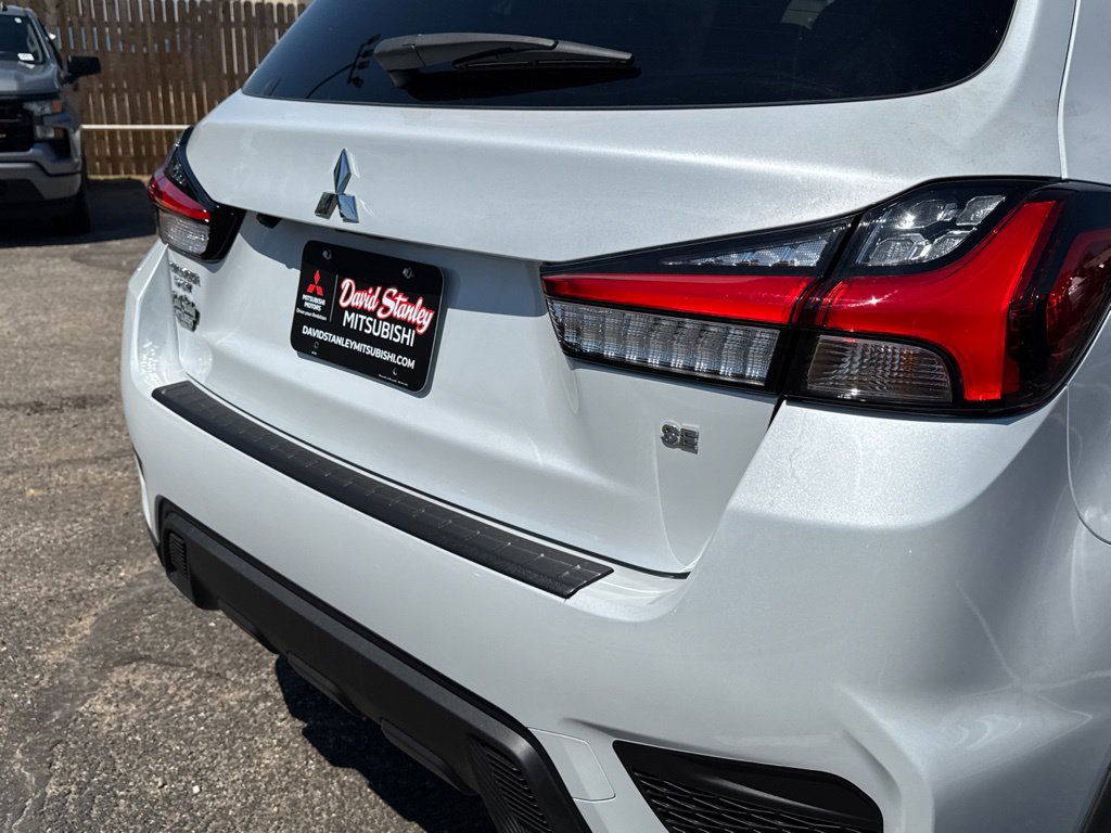 New 2027 Mitsubishi Outlander Sport SE FWD image 44