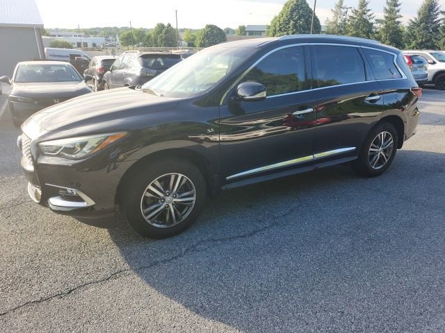 Used 2016 INFINITI QX60 Luxe w/ Premium Plus Package AWD/4WD image 5