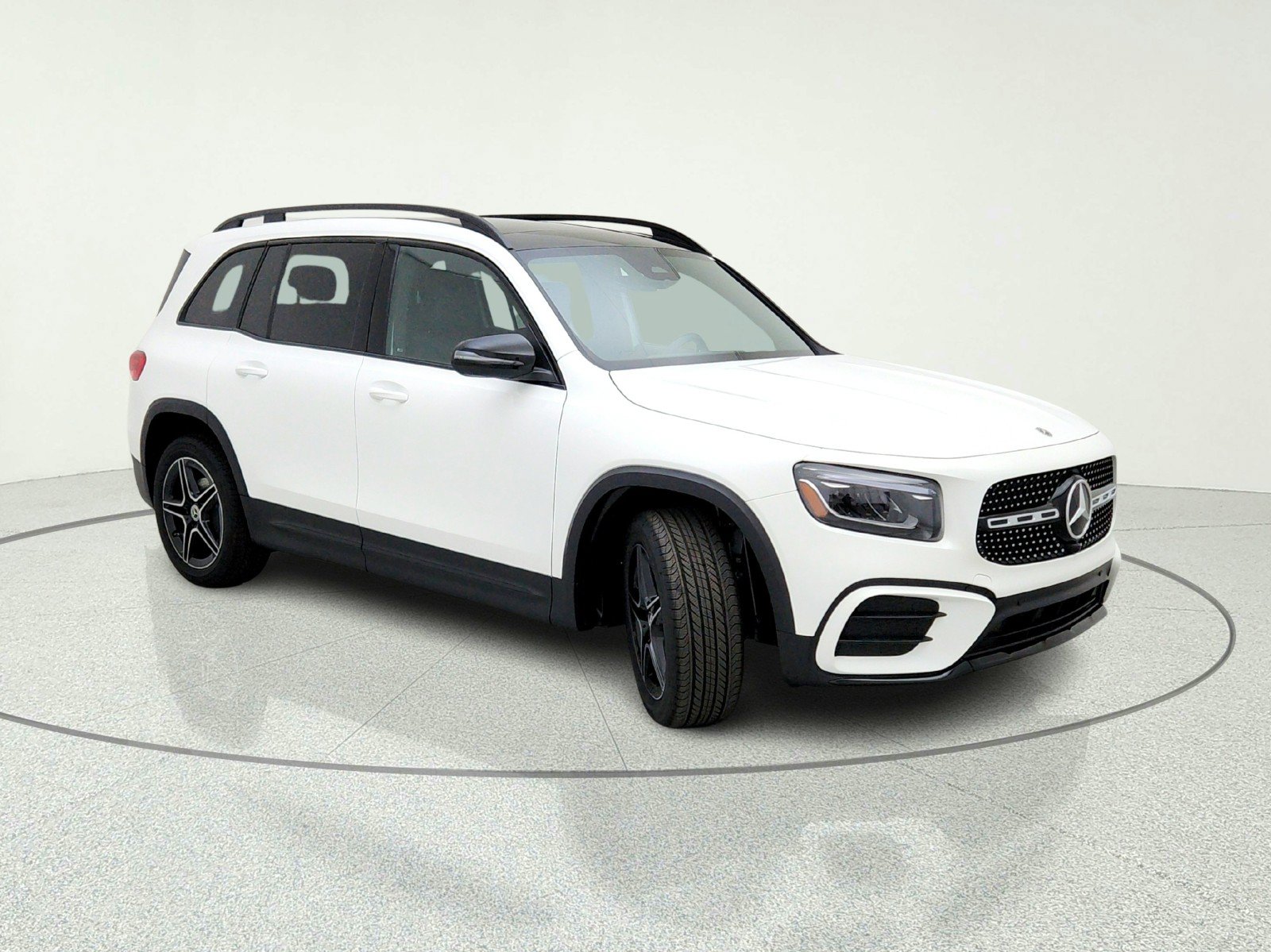 New 2026 Mercedes-Benz GLB 250 image 5