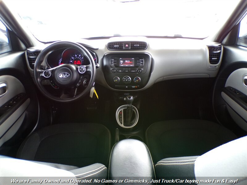 Used 2015 Kia Soul + FWD image 31