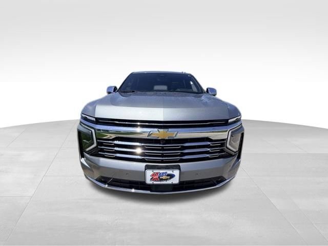 Certified 2026 Chevrolet Suburban Premier AWD/4WD image 3