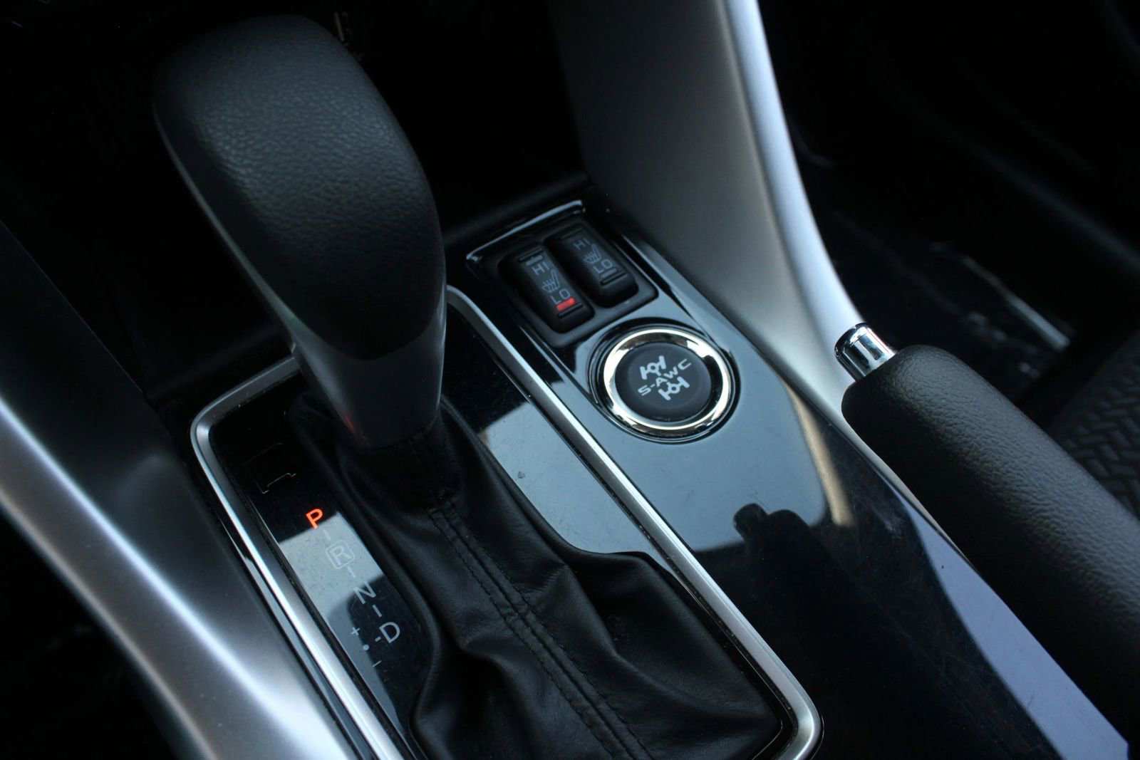 Used 2022 Mitsubishi Eclipse Cross LE AWD/4WD image 30