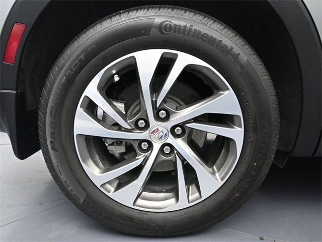 Used 2023 Buick Envision Essence image 9