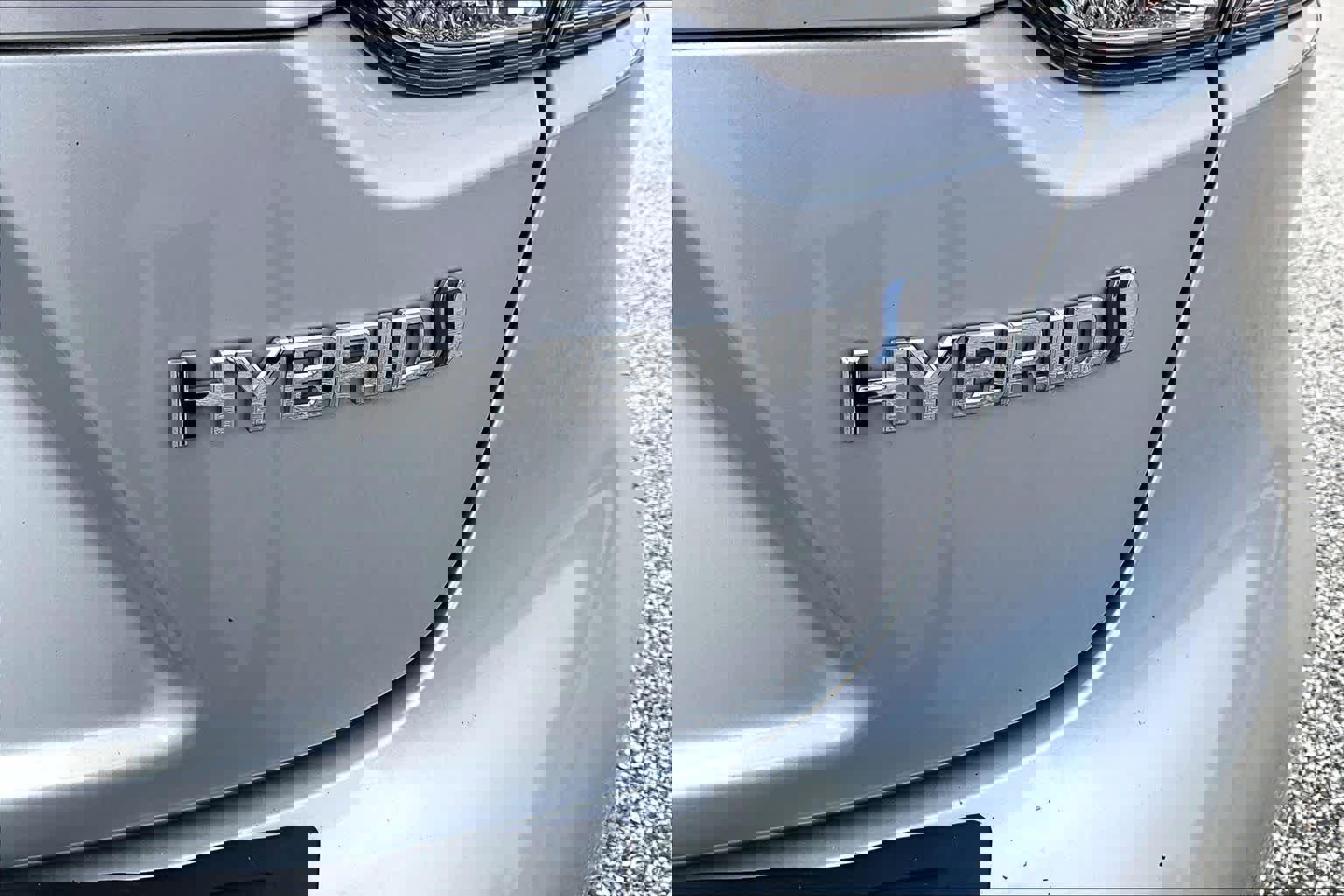 Used 2022 Toyota Corolla LE image 9