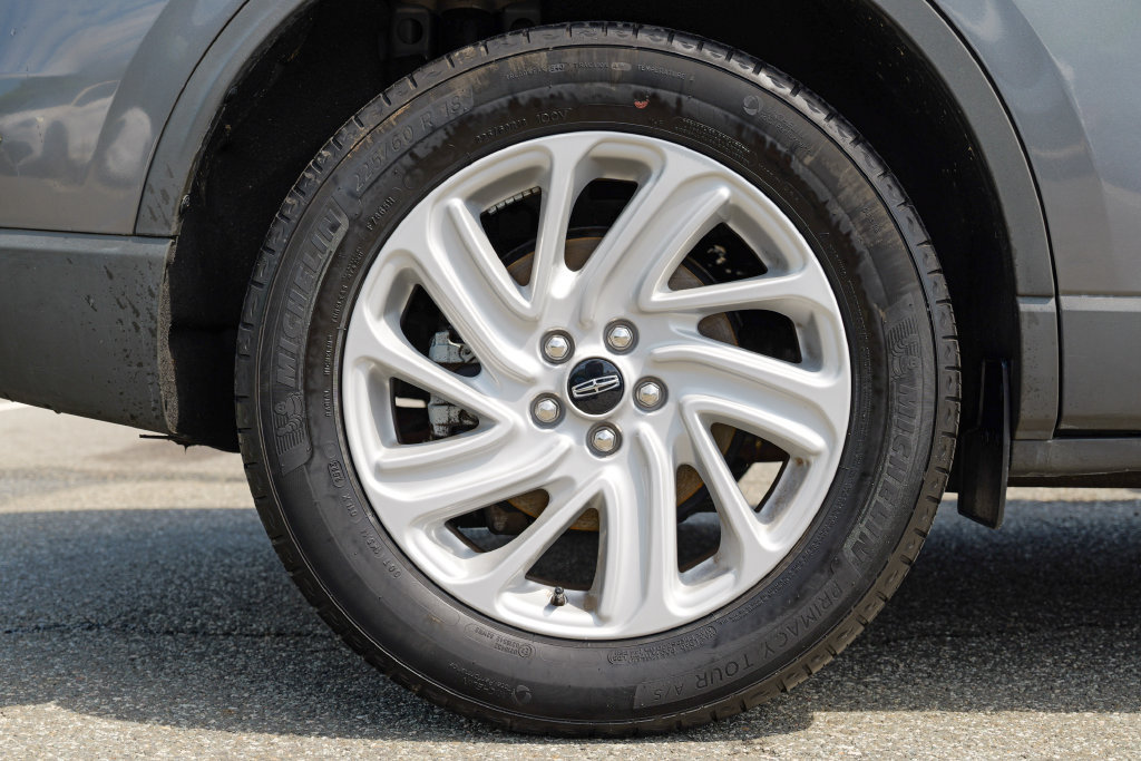 Used 2023 Lincoln Corsair AWD image 13
