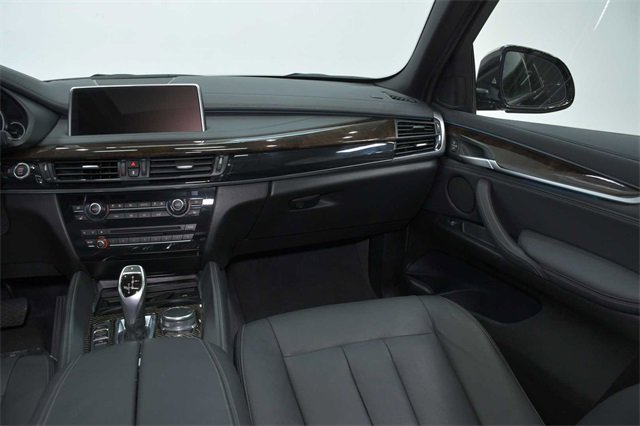 Used 2019 BMW X6 sDrive35i w/ Convenience Package image 21