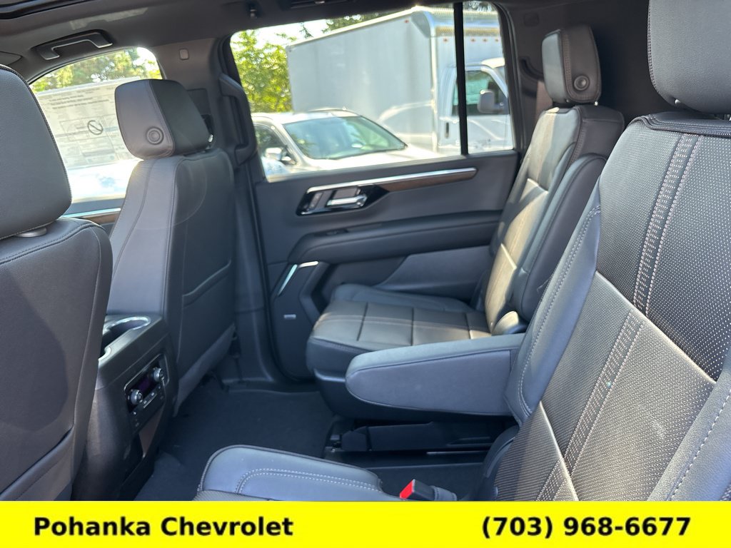 New 2026 Chevrolet Suburban High Country w/ Sun And Tow Package AWD/4WD image 26