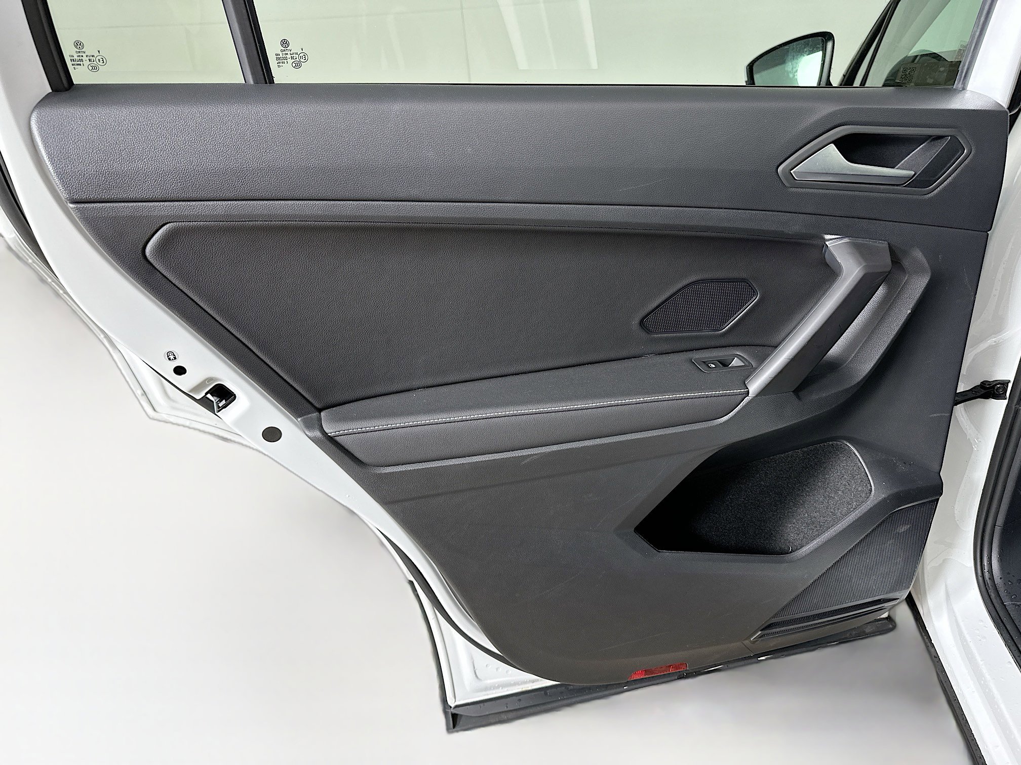 Used 2022 Volkswagen Tiguan S image 25