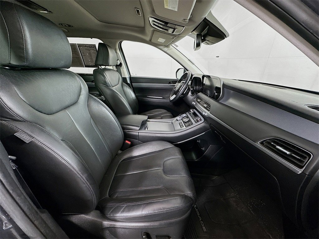 Used 2020 Hyundai Palisade SEL w/ Premium Package image 29