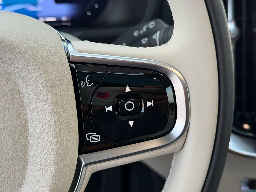New 2026 Volvo XC90 T8 Ultra AWD/4WD image 18