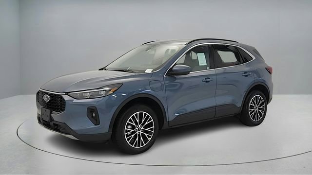 New 2026 Ford Escape SE w/ PHEV Premium Package video 3