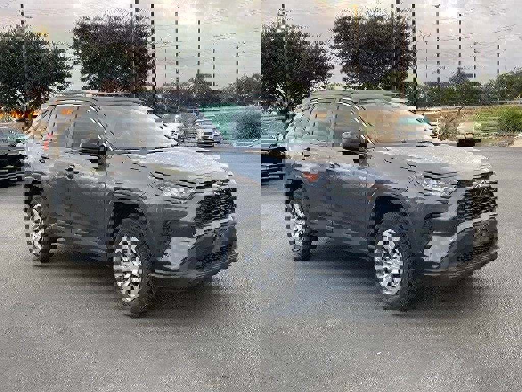 Used 2021 Toyota RAV4 LE w/ Carpet Mat Package (TMS) image 3