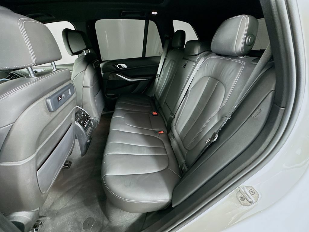 Used 2022 BMW X5 xDrive45e w/ Climate Comfort Package AWD/4WD image 25