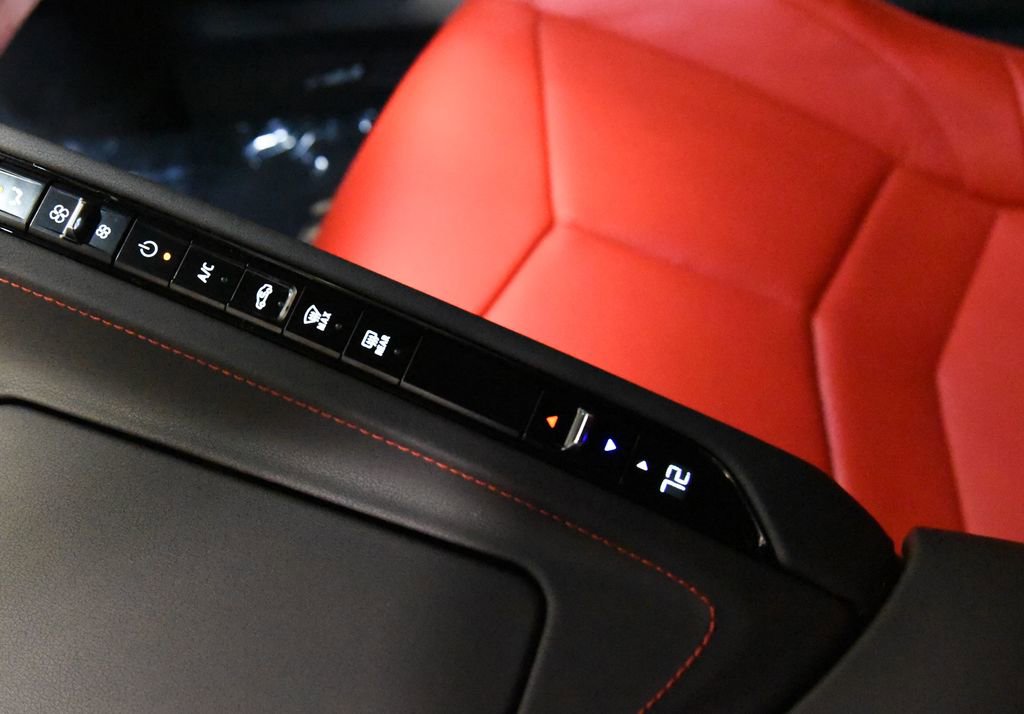 Used 2025 Chevrolet Corvette Stingray Coupe w/ Battery Protection Package RWD image 28