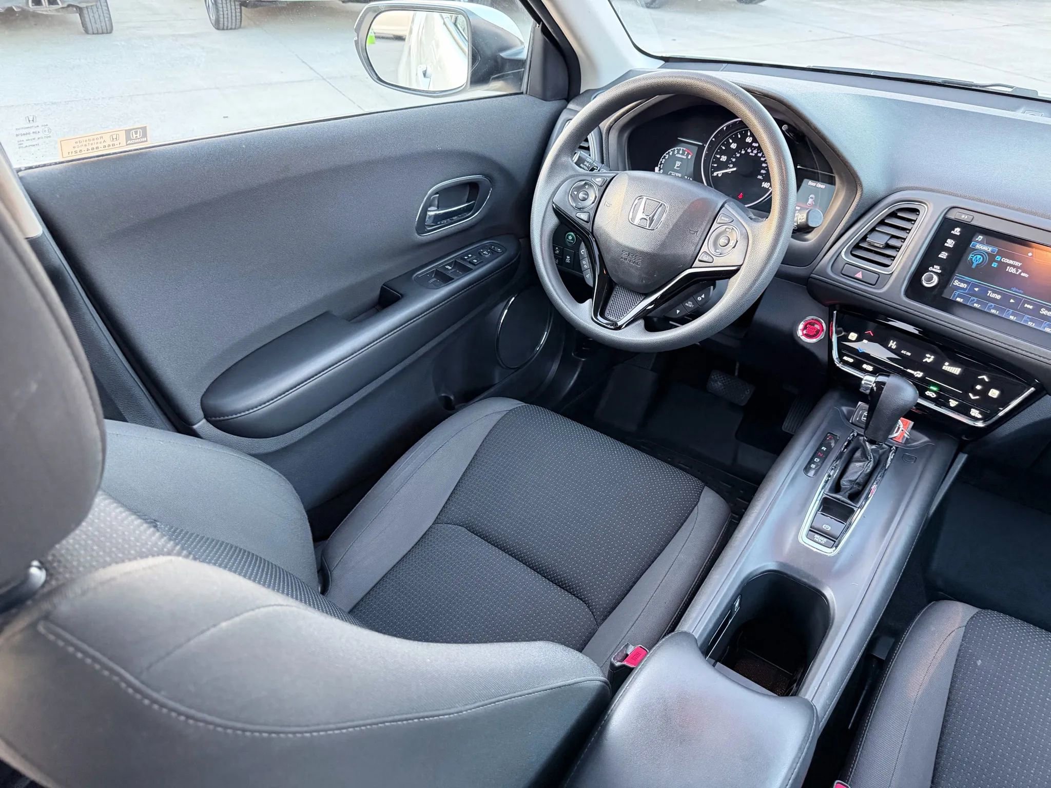 Used 2022 Honda HR-V EX image 25