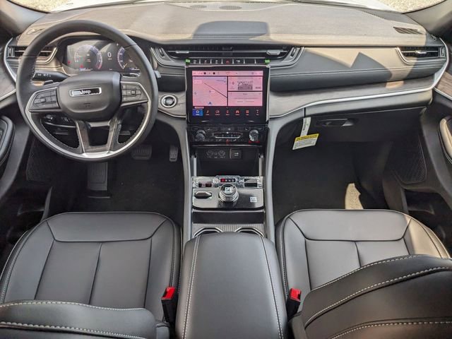 New 2025 Jeep Grand Cherokee Limited image 13